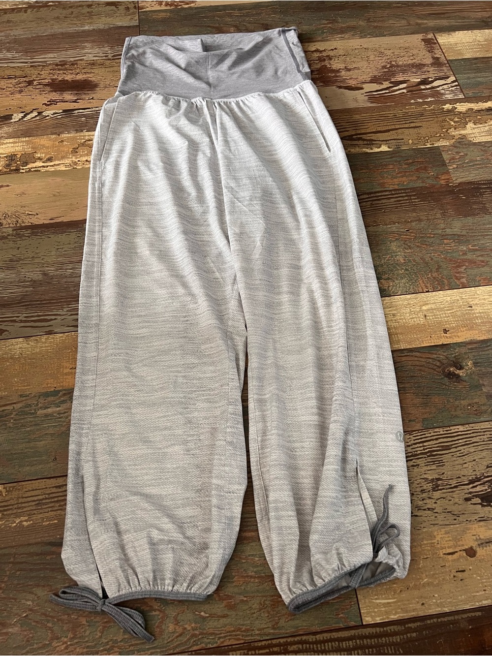 Lululemon lightweight pant